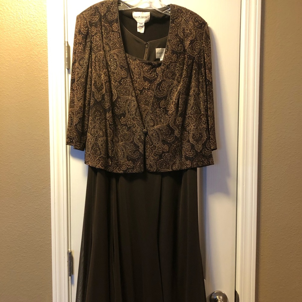 David's Bridal Brown Paisley Dress